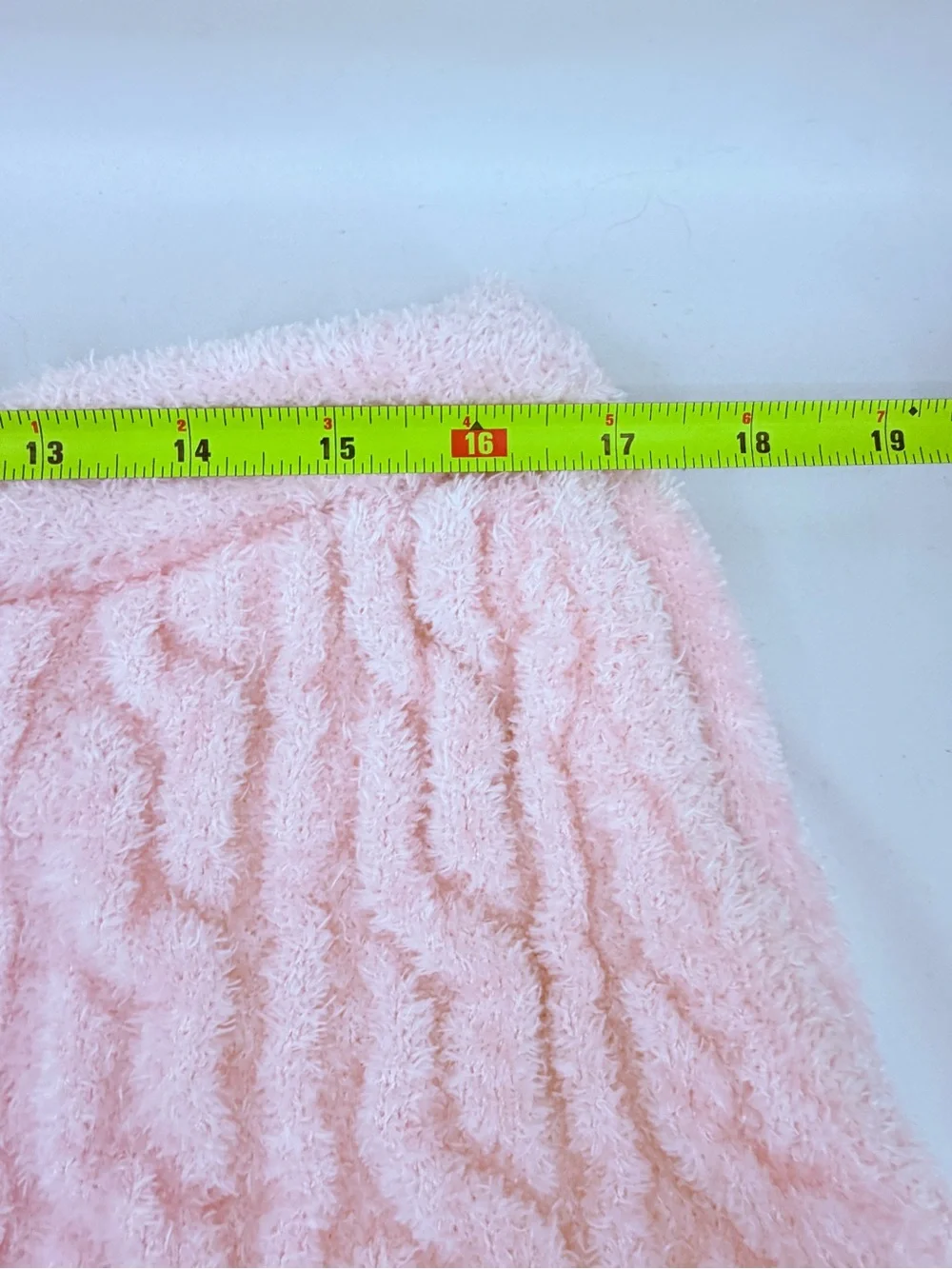 RARE Golf Wang Pink Very Fuzzy Furry Cable Knit Streetwear Shorts, Mens sz L